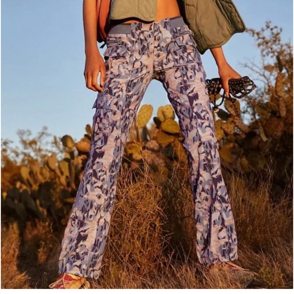 Free people NWT cascade printed flares